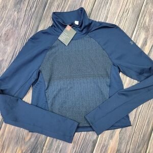 Women's XS Under Armour Cold Gear shirt